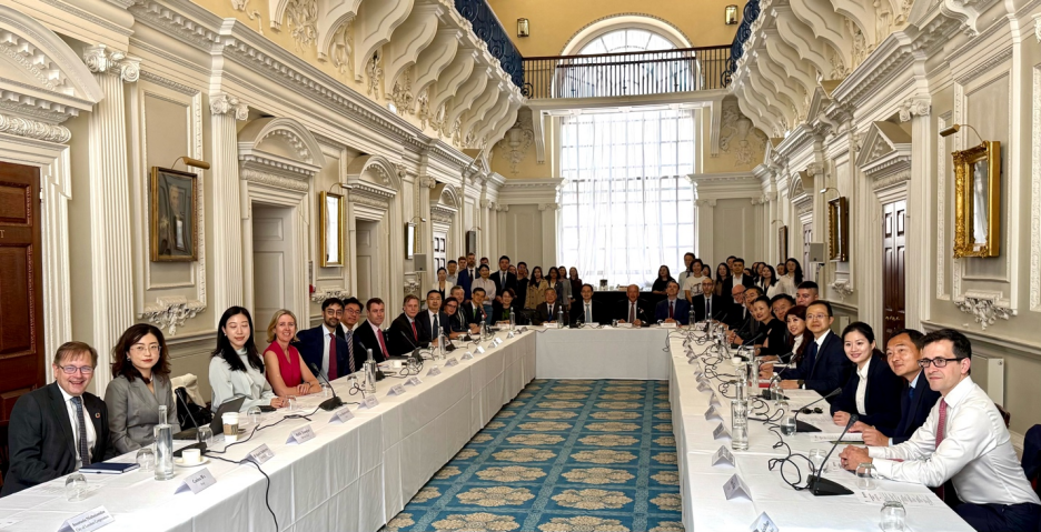 第三次中国-新加坡绿色金融工作组会议在新加坡成功举办